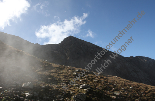 09.2014, Suedtirol,
Meran und Umgebung

Foto: Ulrich Wagner

Originalbild: 5184 x 3456

BESCHREIBUNG SIEHE KEYWORDS !!