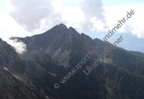 09.2014, Suedtirol,
Meran und Umgebung

Foto: Ulrich Wagner

Originalbild: 5184 x 3456

BESCHREIBUNG SIEHE KEYWORDS !!