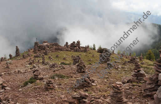 09.2014, Suedtirol,
Meran und Umgebung

Foto: Ulrich Wagner

Originalbild: 5184 x 3456

BESCHREIBUNG SIEHE KEYWORDS !!