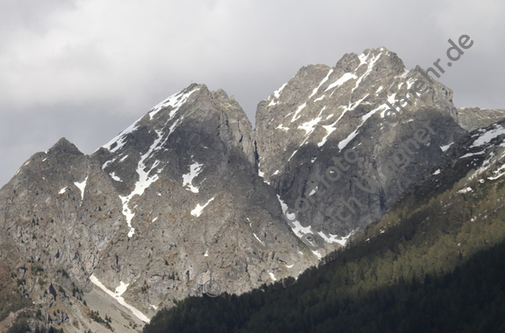 05.2014, Suedtirol,
Meran und Umgebung

Foto: Ulrich Wagner

Originalbild: 5184 x 3456

BESCHREIBUNG SIEHE KEYWORDS !!