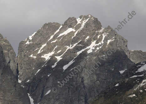 05.2014, Suedtirol,
Meran und Umgebung

Foto: Ulrich Wagner

Originalbild: 5184 x 3456

BESCHREIBUNG SIEHE KEYWORDS !!