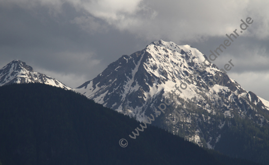 05.2014, Suedtirol,
Meran und Umgebung

Foto: Ulrich Wagner

Originalbild: 5184 x 3456

BESCHREIBUNG SIEHE KEYWORDS !!